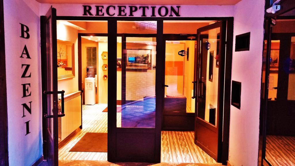 B&B Bazeni Сараєво Екстер'єр фото