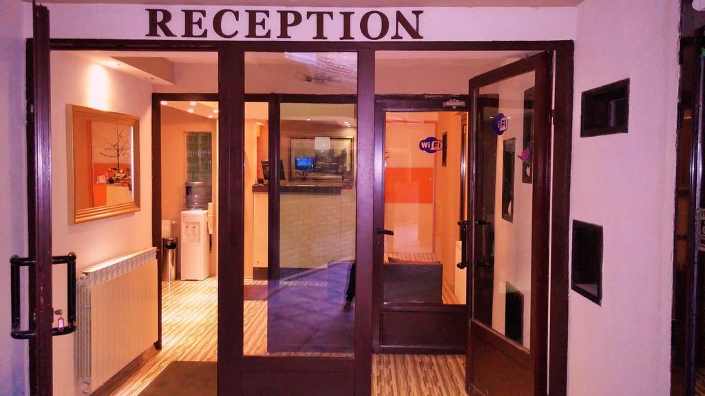 B&B Bazeni Сараєво Екстер'єр фото