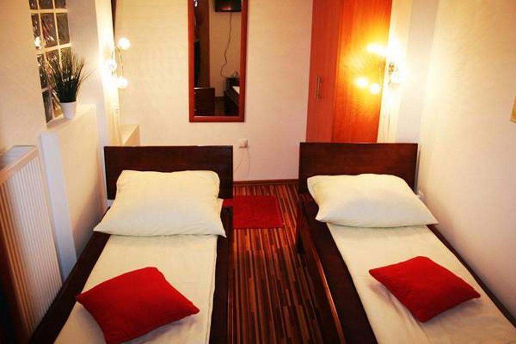 B&B Bazeni Сараєво Екстер'єр фото