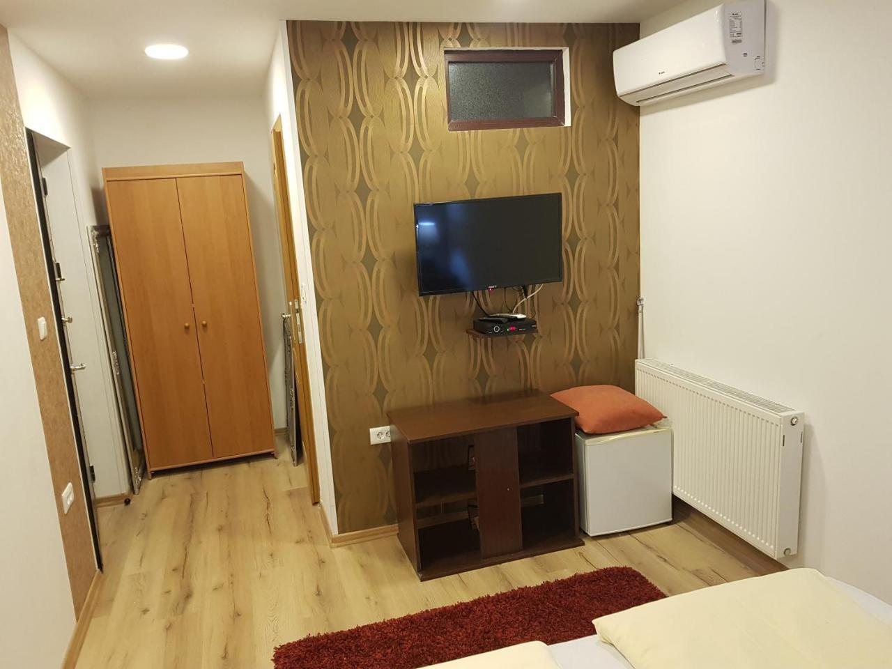 B&B Bazeni Сараєво Екстер'єр фото